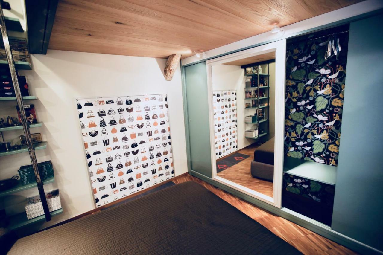 G.a.p. Aquarium Pentahouse Apartment *