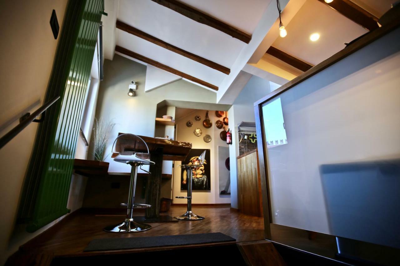 G.a.p. Aquarium Pentahouse Apartment *